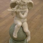 350 3286 Putto